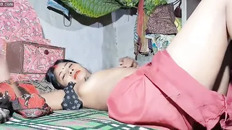 Indian Aunty Getting Fucked Raw For The First Time Completely