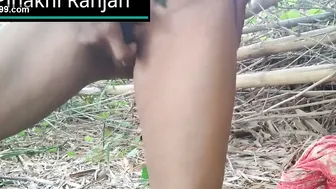 Fingering Horny Aunty Deep In The Woods Outdoor Sex Tape