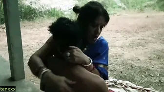 Indian Milf Caught Fucking Stranger Outdoors In The Garden