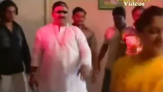 Desi Milf Flashing Her Tits With Blouse Wide Open For Me