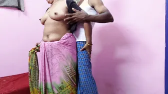 Licking Married Auntys Dripping Pussy While She Cleans Bed