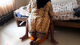 Catching Him Jerking Off So Horny Aunty Rides His Hard Cock