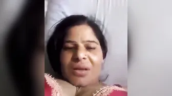 Horny Nepali Aunty Spreading Her Wet Pussy Wide For Me