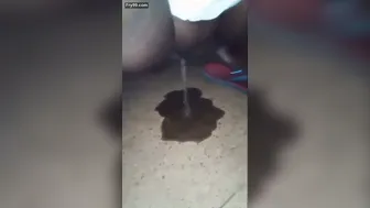 Lankan Aunty Squatting Outdoor And Pissing All Over The Place