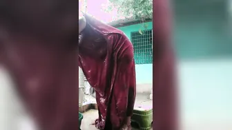 Bengali Village Milf Bathing Outdoors Caught On Hidden Cam
