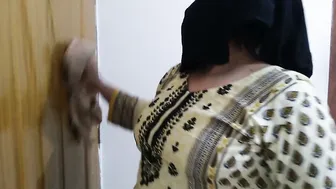 Muslim Wifey Getting Drilled By Stranger While Cleaning House
