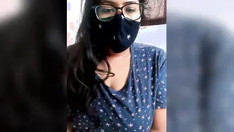 Thick Ass Aunty Stripping Naked On Webcam Just For Me