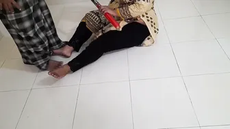 Indian Milf Aunty Exercising Gets Surprised Fucked Rough