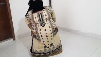 Indian Milf Aunty Exercising Gets Surprised Fucked Rough