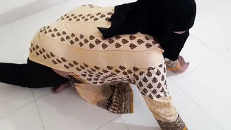 Indian Milf Aunty Exercising Gets Surprised Fucked Rough