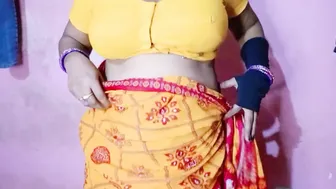 Chubby Indian Aunty Fingering Her Wet Pussy All Alone Today