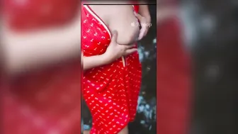 Horny Married Woman Getting Wild In The Jungle Outdoors