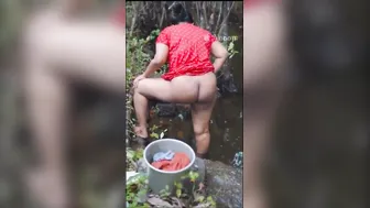 Horny Married Woman Getting Wild In The Jungle Outdoors