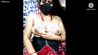 Rajasthani Married Aunty Doing A Filthy Nude Cam Show Alone