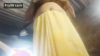 Village Aunty Stripping Her Saree Showing Naked Body