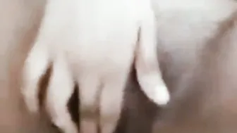 Hot Married Woman Fingering Pussy Moaning In Hindi On Webcam