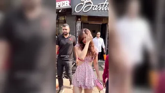 Desi Babe Flaunting Her Sexy Body Making Everyone Rock Hard