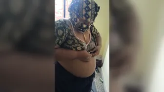 Watching Aunty Getting Dressed Catching Her Fully Naked