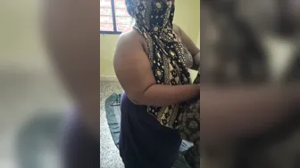 Watching Aunty Getting Dressed Catching Her Fully Naked