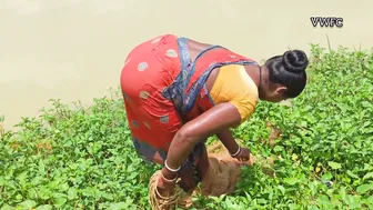 Village Women By The River Getting Naughty When No One Sees