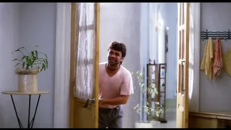 Busty Desi Aunty Flashing Her Massive Tits On Camera Hot