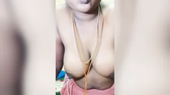 Indian Tamil Aunty Getting Naked And Talking Dirty On Cam