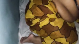 Hot Aunty In Saree Shaking Ass And Flashing Big Milky Tits