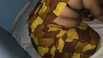 Hot Aunty In Saree Shaking Ass And Flashing Big Milky Tits