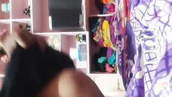 Horny Aunty Dirty Talking While Masturbating In Her Bedroom