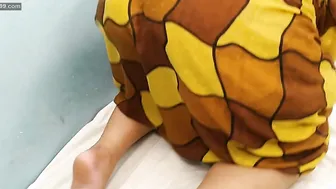 Horny Aunty Getting Huge Cumshot From Young Worker Boy