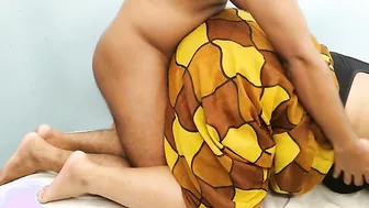 Horny Aunty Getting Huge Cumshot From Young Worker Boy