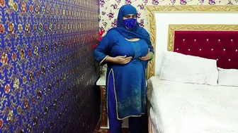 Horny Desi Aunty Fucking Herself With A Big Cucumber