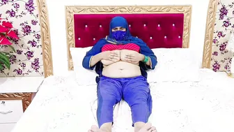 Horny Desi Aunty Fucking Herself With A Big Cucumber