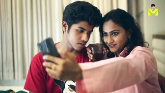 Slutty Aunty Seducing And Fucking The Delivery Guy Hardcore