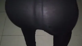 Big Booty Desi Aunty Bouncing While Jogging Makes Me Hard