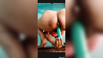 Desperate Housewife Fucking Herself With Bottles On Call