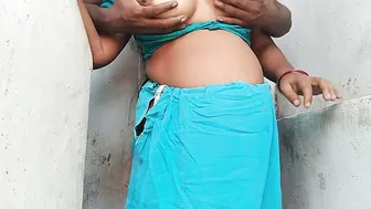 Busty Long Haired Aunty Exposing Her Perfect Body And Pussy