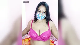 Horny Housewife Doing Her Hottest Private Stripchat Show