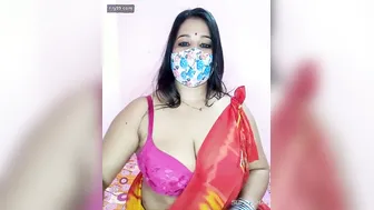 Horny Housewife Doing Her Hottest Private Stripchat Show