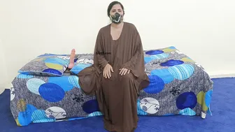 Pakistani Mature Aunty Bouncing On Fat Dildo Dirty Urdu Talk