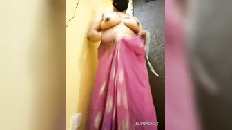 Chubby Aunty Flashing Her Big Tits And Pussy In Bathroom