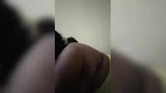 Horny Aunty Stuffing Fresh Vegetables Deep Inside Her Pussy