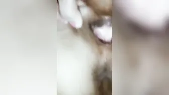 Indian Aunty Rubbing Her Pussy On Webcam Moaning So Loud