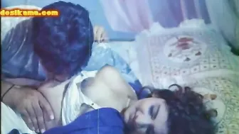 Horny Aunty Getting Naked For Me First Time On Hidden Camera