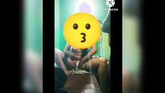 Thick Ass Desi Milf Showing Off Her Juicy Pussy Close Up