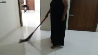 Muslim Neighbor Aunty Bent Over And Fucked While Cleaning