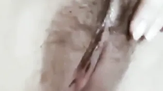 Indian Aunty Masturbating On Webcam Moaning In Pure Hindi
