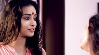 Busty Married Woman Showing Off Chubby Body In Seductive Way