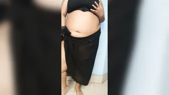 Showing Off My Aunties Thick Ass And Massive Bouncing Tits