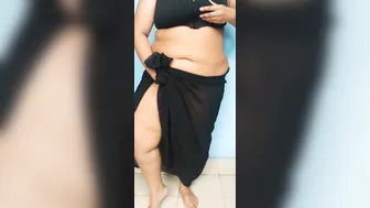 Showing Off My Aunties Thick Ass And Massive Bouncing Tits
